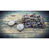 „Hangulatfotó az ARKANA misztikus, kézzel készült üveggyöngy nyakláncról”