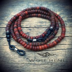 GURU szemüveglánc vöröses kókuszhéj gyöngyökkel és matt cseh üveggel