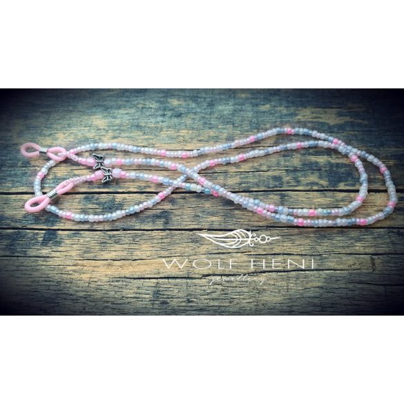 Harmatka pillangós üveggyöngyös szemüveglánc, mesés és bájos kiegészítő