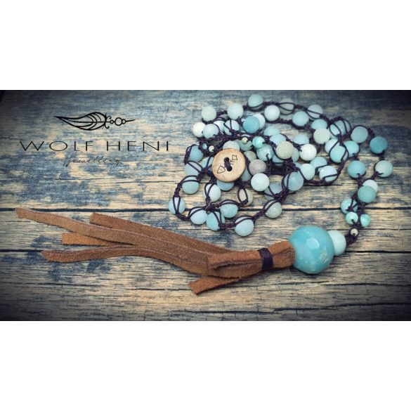 „Természetközeli, boho stílusú MIRAPRESA nyaklánc részletfotója”