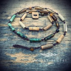 „ORKAN fémmentes férfi nyaklánc képjáspissal, tigrisszemmel és afrikai türkizzel”