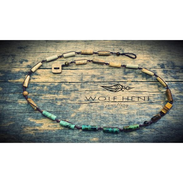 „Természetes ásványokból készült ORKAN férfi nyaklánc enyhén aszimmetrikus csomózással”