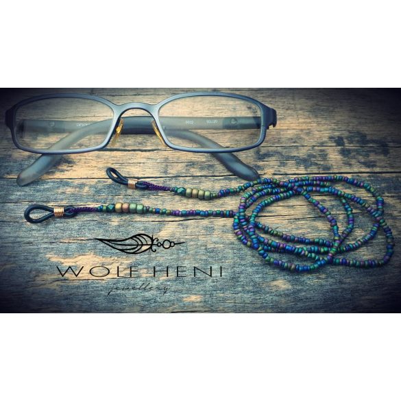 színes szemüveglánc