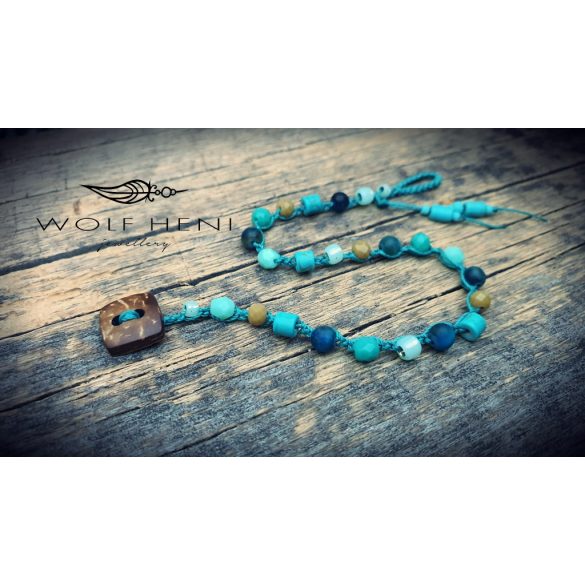 „Kézműves TAVIRA karkötő tigrisszem, türkinit és üveggyöngy kombinációval.”