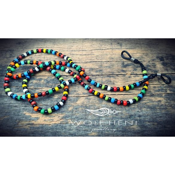 színes szemüveglánc