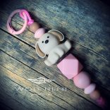 kiskutyás kulcstartó rózsaszín szilikongyöngyökkel